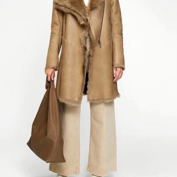 Vince  Beige Shearling Jacket Coat Sz Small - Picture 2 of 11